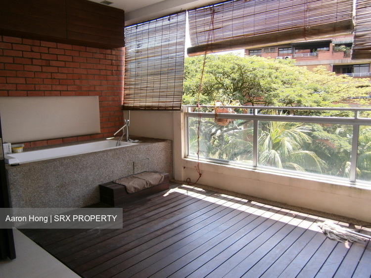 Loyang Valley (D17), Condominium #181679322